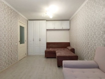 1 camera de vanzare in zona Planete