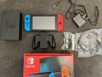 Consola Nintendo Switch + accesorii (produs nou)