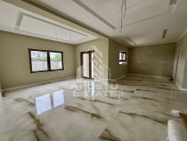 Casa individuala cu 5 camere, finisaje premium, disponibi...