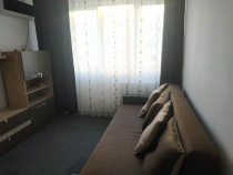 Apartament cu 3 camere de inchiriat str. Targu Neamt