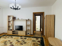 Apartament 3 camere, Rogerius