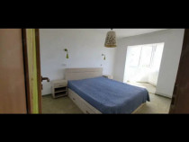 Apartament cu 4 camere, decomandat - zona Grivitei