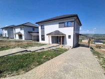 Casa individuala in ansambu rezidential, 755 mp teren, 114 m
