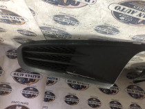 Grila proiector stanga Volkswagen Jetta 2012