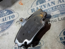 Placute fata Volkswagen Golf 5 2005