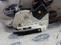 Broasca stanga spate Volkswagen Passat B8 2014