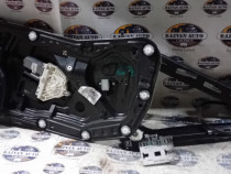 Motoras macara dreapta fata Volkswagen Passat CC 2014