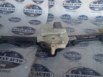 Macara geam stanga spate Citroen Picasso 2014
