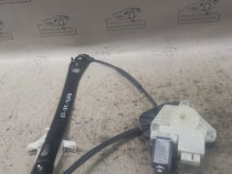 Macara geam dreapta spate Skoda RAPID 2013