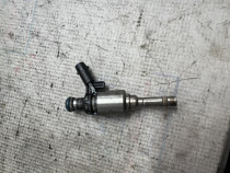 Injector Audi A5 2.0 Benzina 2012