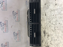 Grila ventilatie centrala Audi A4 B7 2007