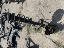 Fuzeta cu amortizor dreapta fata Suzuki SX4 1.6 Benzina 2014