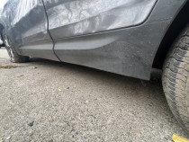 Prag stanga plastic Hyundai Santa Fe 2.2 Motorina 2014