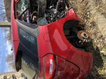 Aripa Dreapta Spate Citroen C4 Picasso 2014