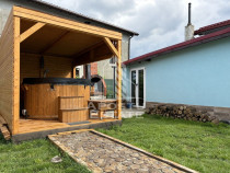 Casa cu sediu firma, atelier si apartament separat Mosnit...