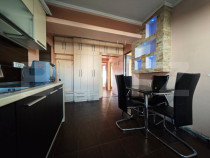 Apartament de vanzare, cu 3 camere, 70 mp, zona Iosia-Nord