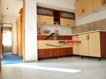 Casa batraneasca in Targoviste - Exterior nord, Laculete.