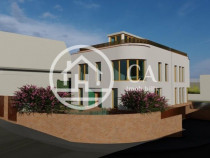 Casă de vânzare tip duplex cu 4 camere în zona Dealuri...