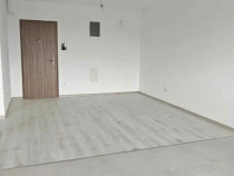 Apartament 2 camere, tip studio - zona Tractorul
