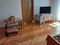 Apartament 3 camere Astra Saturn