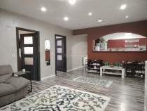 Vila cu piscina situata intr un cartier rezidential la 14 km