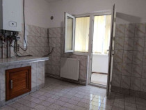 Apartament 3 camere; etaj 1; micro 11