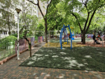 Apartament cu 3 camere de vânzare lângă Park Lake la 1300