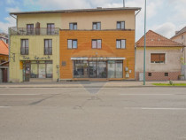 Comision 0 %! Pensiune cu 12 camere de vânzare, str. De ...