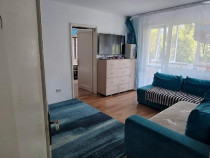 Apartament 2 camere, semidecomandat - zona Astra