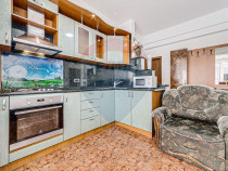 Apartament cu 3 camere de &icirc;nchiriat &icirc;n zona Boul Rosu
