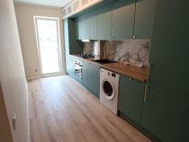 Apartament cu 3 camere, finisat,mobilat,utilat, zona Eroilor