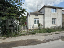 Casa etaj, 130 mp utili, 612 mp teren, zona Itcani