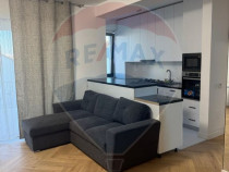 Apartament cu 2 camere de închiriat în zona Central