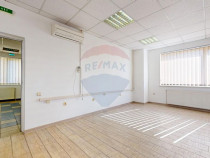 Birouri de &icirc;nchiriat &icirc;n Brașov, Centrul Civic, clădir...