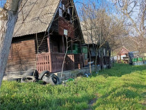 RECO TEREN GENEROS CU CABANA