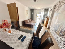 Apartament 3 camere,2 balcoane,complet renovat,Zona centrala