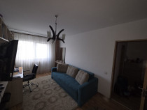Apartament cu 2 camere, decomandat, zona Profi Eroilor