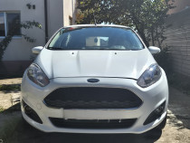 Ford Fiesta 2017 Alb Diesel 154.800 km