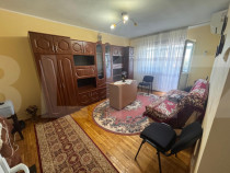 Apartament cu 3 camere - decomandat, mobilat - zona Împăra