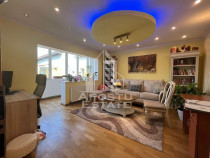 Apartament cu 3 camere, decomandat, centrala proprie, zon...