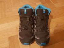 Semighete Salomon GoreTex, mărime 38 - Perfecte pentru orice aventură