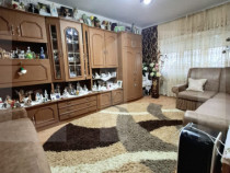 Apartament cu 3 camere, decomandat, 64 mp, zona Stadionului