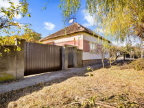 Casă de vânzare la 7 km de Arad, Loc. Sofronea