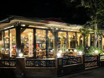 De v&acirc;nzare Restaurant Patchoulito &ndash; Ștrandul Neptun, ...