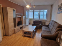 City Mall, 2 camere, circular.