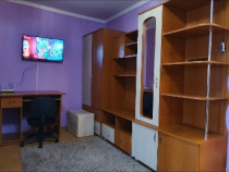 Garsonieră cu vedere la bulevard Prundu, bd.Petrochimistilor