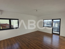 Apartament nou decomandat cu 3 camere de vanzare in Sebes