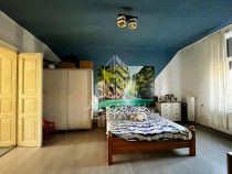 Apartament 3 camere,cladire istorica,centrala proprie in ...