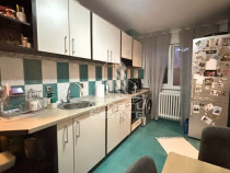 Apartament cu 3 camere complet renovate in zona Sagului