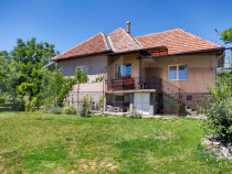 Casa individuala in apropiere de Cluj-Napoca si un teren gen